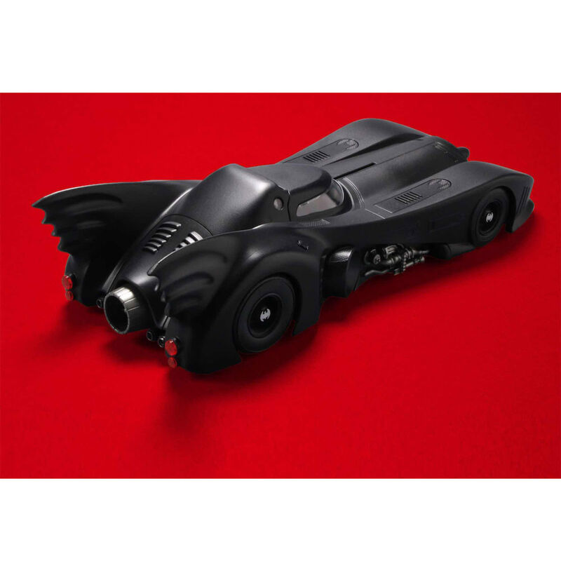 Coche Model Kit Batmobile Batman DC comics 1/35