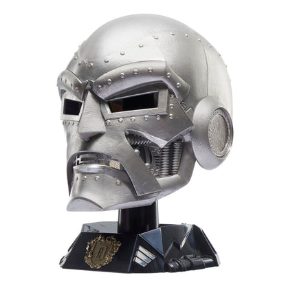 Casco premium Doctor Doom Marvel Legends