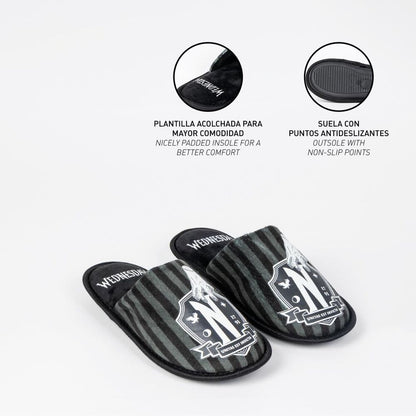Pantuflas Miercoles adulto