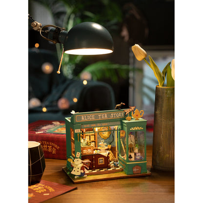 Maqueta La Tienda de Te de Alicia 136pzs