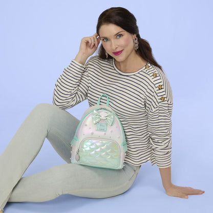 Mochila Iridescent Pearl La Sirenita Disney Loungefly 26cm