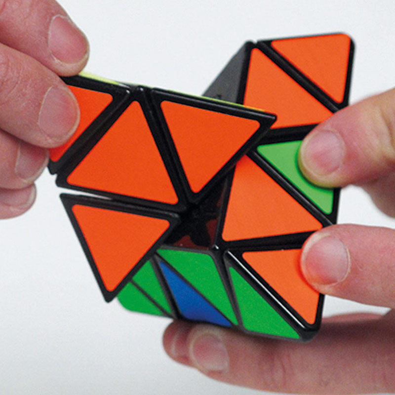 Juego Pyraminx
